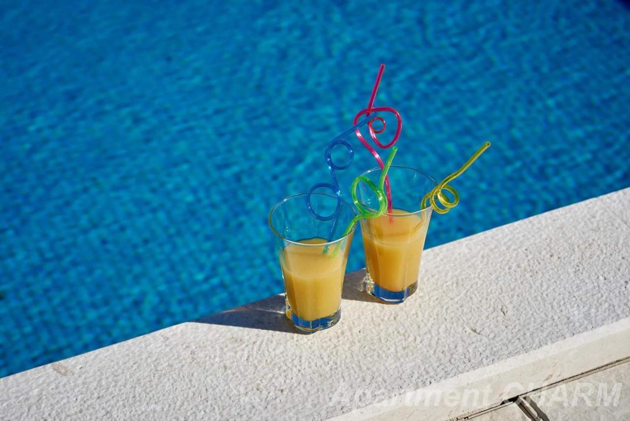 Luxury Apartment Charm With Pool Trogir Exterior photo